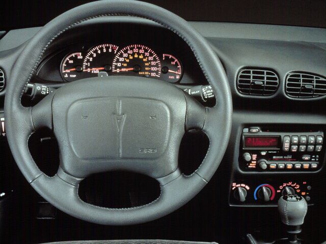 Понтиак Санфаер, Купе 1995 - 1996 Coupe 2.3 i 16V (147)