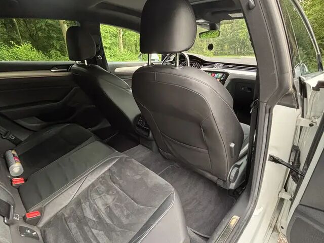 Фольксваген Arteon 2018 у Європі на Automoto.ua Білий Фольксваген Arteon, об'ємом двигуна 1.5 л та пробігом 88 тис. км за 33807 $, фото 9 на Automoto.ua