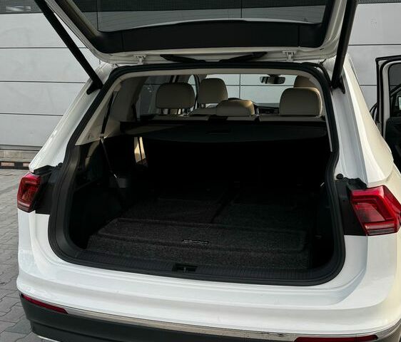 Фольксваген Tiguan Allspace, объемом двигателя 1.98 л и пробегом 93 тыс. км за 21296 $, фото 13 на Automoto.ua