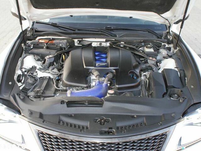 Лексус РС, об'ємом двигуна 4.97 л та пробігом 71 тис. км за 36501 $, фото 12 на Automoto.ua