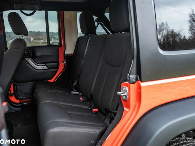 Джип Wrangler, об'ємом двигуна 3.61 л та пробігом 144 тис. км за 21382 $, фото 17 на Automoto.ua