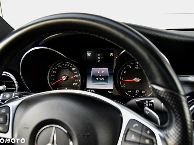 Мерседес Ц-Класс 2018 в Европе на Automoto.ua Белый Мерседес Ц-Класс, объемом двигателя 1 л и пробегом 161 тыс. км за 98850 $, фото 12 на Automoto.ua