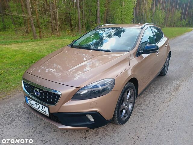 Вольво V40, об'ємом двигуна 1.98 л та пробігом 250 тис. км за 10572 $, фото 1 на Automoto.ua