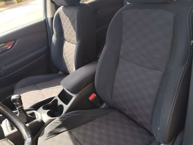 Ніссан Кашкай 2014 у Європі на Automoto.ua Білий Ніссан Кашкай, об'ємом двигуна 1.46 л та пробігом 162 тис. км за 10490 $, фото 8 на Automoto.ua