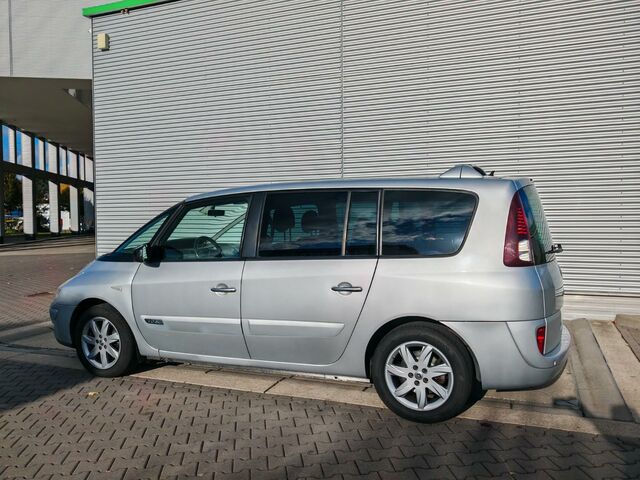 Рено Гранд Эспейс 2012 в Европе на Automoto.ua Серебряный Рено Гранд Эспейс, объемом двигателя 2 л и пробегом 257 тыс. км за 4590 $, фото 23 на Automoto.ua