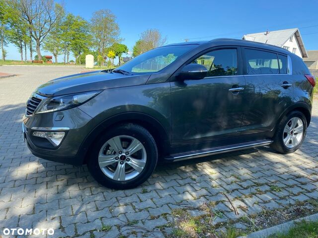 Кіа Sportage, об'ємом двигуна 1.59 л та пробігом 171 тис. км за 9698 $, фото 9 на Automoto.ua