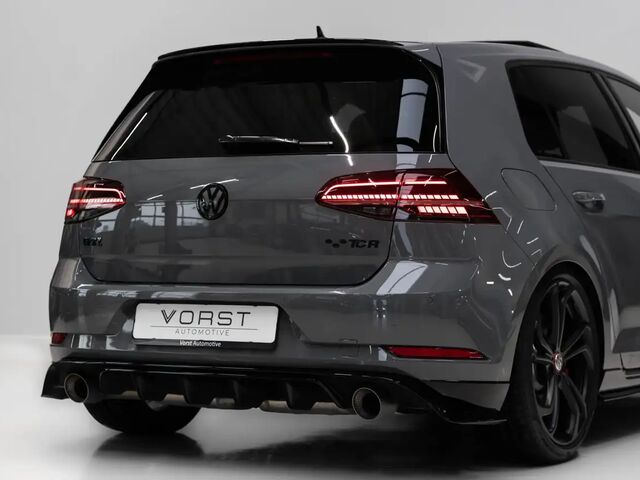Фольксваген Гольф ГТІ 2019 у Європі на Automoto.ua Сірий Фольксваген Гольф ГТІ, об'ємом двигуна 1.98 л та пробігом 72 тис. км за 40276 $, фото 8 на Automoto.ua