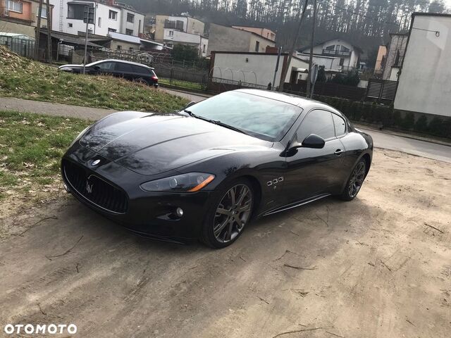 Мазераті Granturismo, об'ємом двигуна 4.69 л та пробігом 110 тис. км за 25896 $, фото 1 на Automoto.ua