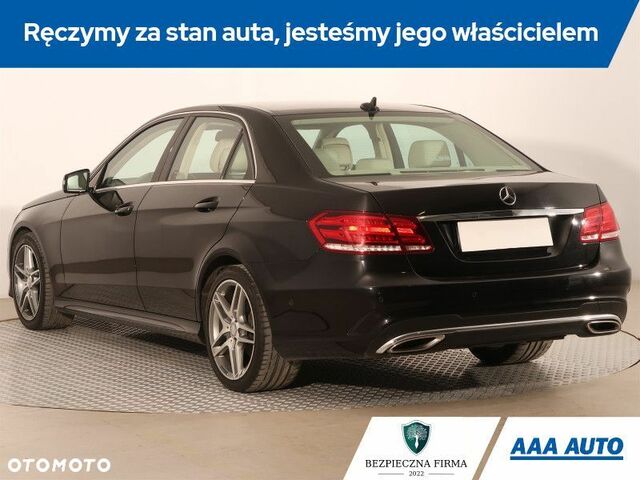 Мерседес Е-Клас, об'ємом двигуна 2.14 л та пробігом 99 тис. км за 20086 $, фото 4 на Automoto.ua