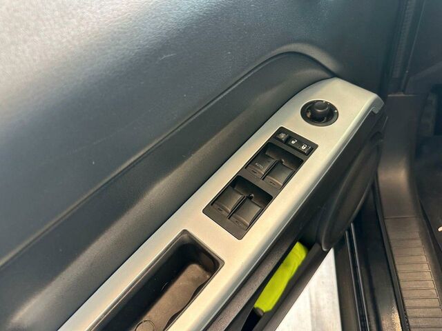 Джип Патриот 2009 в Европе на Automoto.ua Черный Джип Патриот, объемом двигателя 1.97 л и пробегом 230 тыс. км за 5500 $, фото 11 на Automoto.ua