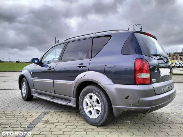 Cанг Йонг Rexton, об'ємом двигуна 2.7 л та пробігом 178 тис. км за 5724 $, фото 4 на Automoto.ua