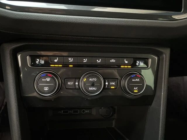 Фольксваген Тигуан 2020 в Европе на Automoto.ua Черный Фольксваген Тигуан, объемом двигателя 1.5 л и пробегом 157 тыс. км за 26151 $, фото 10 на Automoto.ua