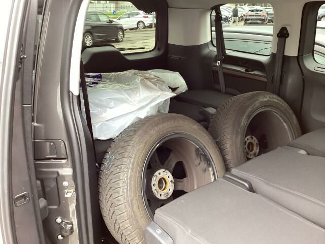 Тойота Proace Verso 2023 у Європі на Automoto.ua Тойота Proace Verso, об'ємом двигуна 0 л та пробігом 43 тис. км за 39900 $, фото 14 на Automoto.ua