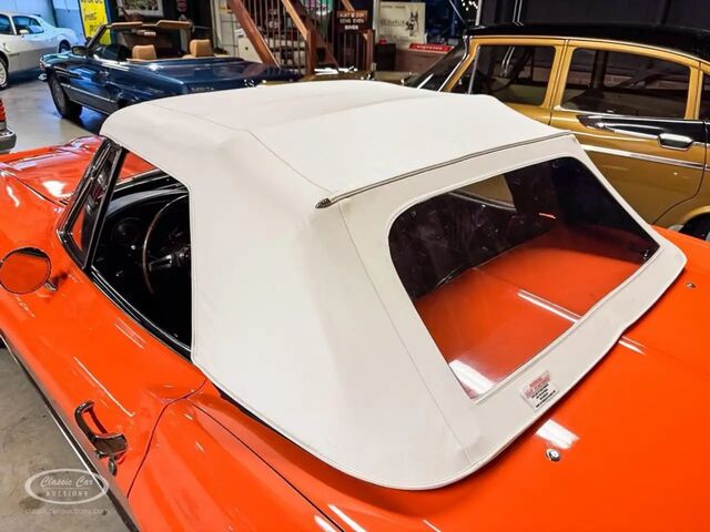 Шевроле Корвет 1962 в Европе на Automoto.ua Оранжевый Шевроле Корвет, объемом двигателя 0 л и пробегом 53 тыс. км за 61876 $, фото 4 на Automoto.ua