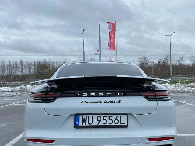 Порше Panamera, об'ємом двигуна 4 л та пробігом 64 тис. км за 104968 $, фото 8 на Automoto.ua