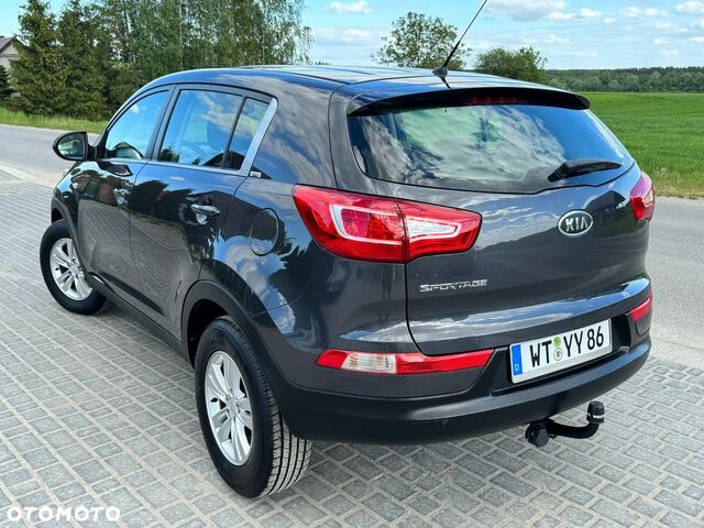 Киа Sportage, объемом двигателя 1.59 л и пробегом 169 тыс. км за 8639 $, фото 9 на Automoto.ua