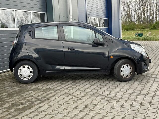 Шевроле Спарк 2011 в Европе на Automoto.ua Черный Шевроле Спарк, объемом двигателя 1 л и пробегом 209 тыс. км за 2627 $, фото 4 на Automoto.ua