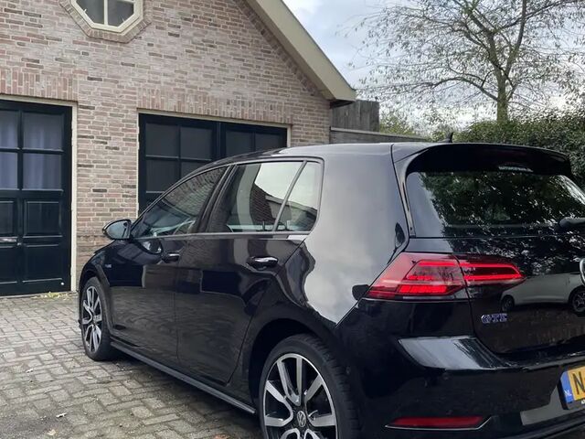 Фольксваген Гольф 2017 у Європі на Automoto.ua Чорний Фольксваген Гольф, об'ємом двигуна 1.4 л та пробігом 113 тис. км за 21920 $, фото 3 на Automoto.ua