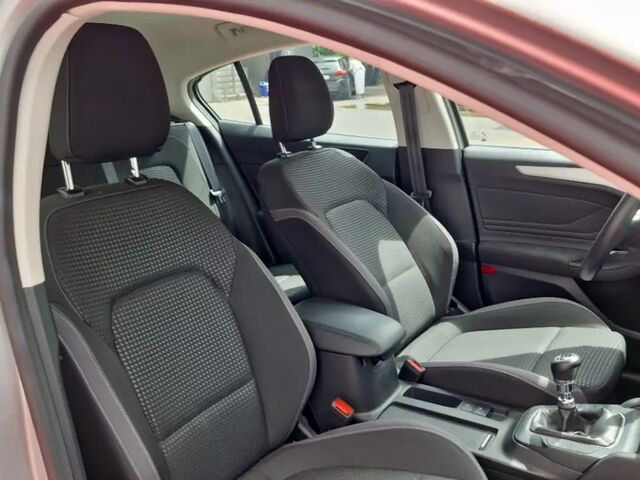 Форд Фокус 2021 у Європі на Automoto.ua Форд Фокус, об'ємом двигуна 0 л та пробігом 41 тис. км за 19774 $, фото 8 на Automoto.ua