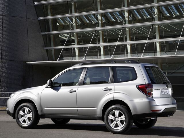 Субару Forester, Позашляховик / Кросовер 2008 - 2013 III 2.5XS 5MT (173 Hp)