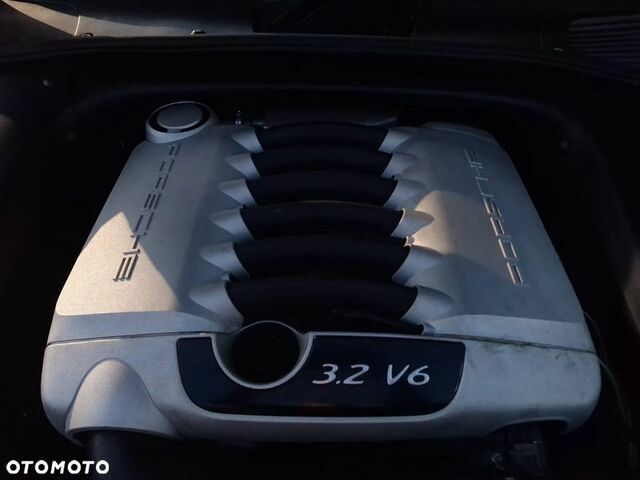 Порше Cayenne, об'ємом двигуна 3.19 л та пробігом 280 тис. км за 5616 $, фото 17 на Automoto.ua
