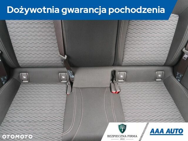 Опель Астра, об'ємом двигуна 1.6 л та пробігом 135 тис. км за 9503 $, фото 10 на Automoto.ua