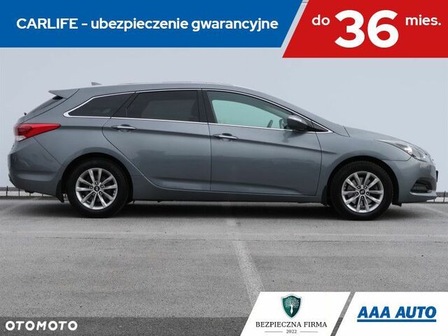 Хендай і40, об'ємом двигуна 2 л та пробігом 64 тис. км за 14255 $, фото 6 на Automoto.ua