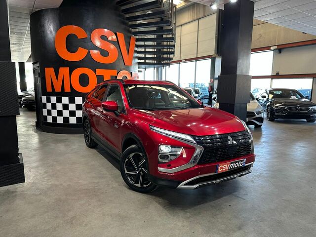 Міцубісі Eclipse Cross 2022 у Європі на Automoto.ua Червоний Міцубісі Eclipse Cross, об'ємом двигуна 2.36 л та пробігом 93 тис. км за 22219 $, фото 3 на Automoto.ua