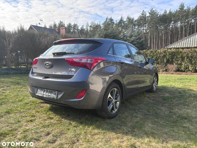 Хендай i30, об'ємом двигуна 1.6 л та пробігом 190 тис. км за 8639 $, фото 6 на Automoto.ua