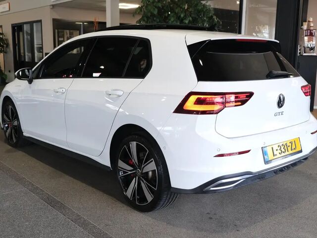 Фольксваген Golf GTE 2020 у Європі на Automoto.ua Білий Фольксваген Golf GTE, об'ємом двигуна 1.4 л та пробігом 78 тис. км за 31986 $, фото 5 на Automoto.ua