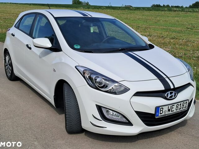 Хендай i30, об'ємом двигуна 1.4 л та пробігом 138 тис. км за 7322 $, фото 3 на Automoto.ua