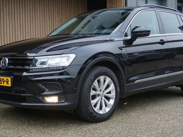 Фольксваген Тігуан 2017 у Європі на Automoto.ua Чорний Фольксваген Тігуан, об'ємом двигуна 1.4 л та пробігом 78 тис. км за 28647 $, фото 3 на Automoto.ua