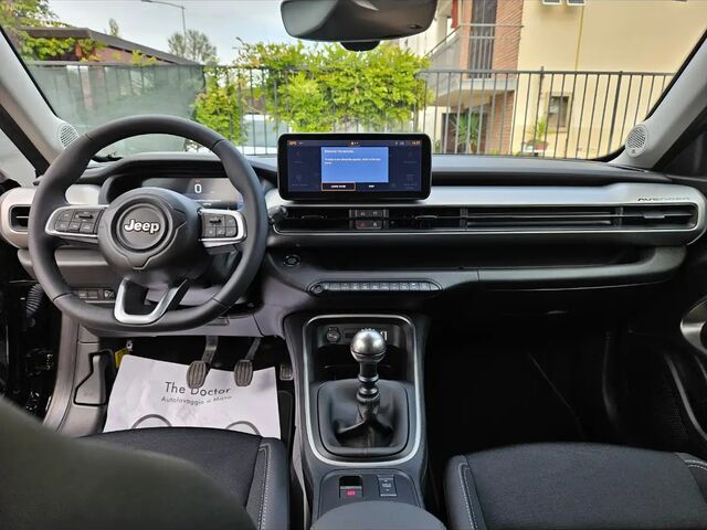 Джип Avenger 2025 в Европе на Automoto.ua Черный Джип Avenger, объемом двигателя 1.2 л и пробегом 10 тыс. км за 31312 $, фото 5 на Automoto.ua