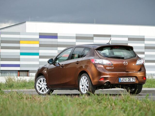 Мазда 3, Хетчбек 2009 - н.в. Hatchback 2,2 CD (185)