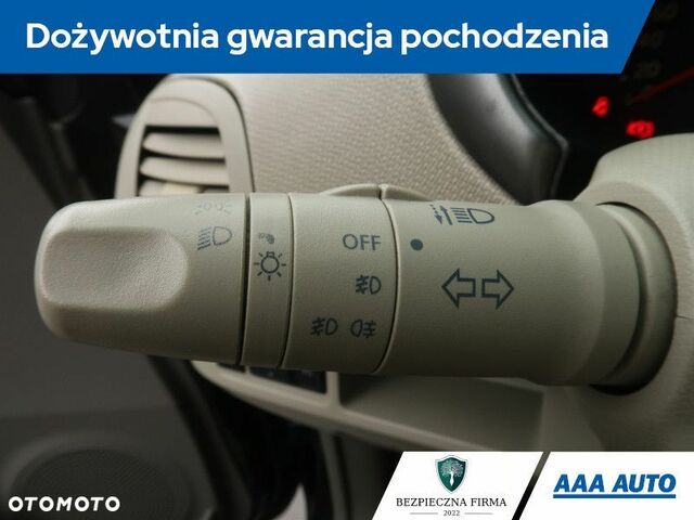 Ніссан Мікра, об'ємом двигуна 1.39 л та пробігом 183 тис. км за 2808 $, фото 19 на Automoto.ua