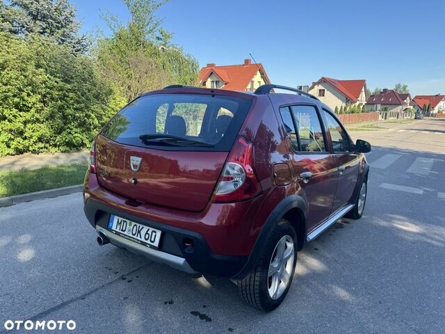 Дачия Sandero StepWay, объемом двигателя 1.6 л и пробегом 106 тыс. км за 4514 $, фото 8 на Automoto.ua