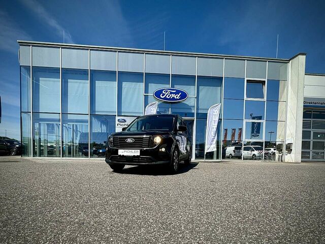 Чорний Форд Tourneo Courier, об'ємом двигуна 1 л та пробігом 10 тис. км за 29763 $, фото 1 на Automoto.ua