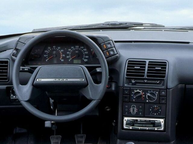 ВАЗ Лада 110, Седан 2004 - 2007 4 1.6 i MT (89 Hp)