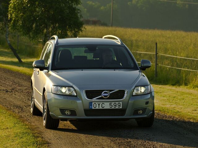 Вольво V50, Універсал 2005 - н.в. 1.6 D