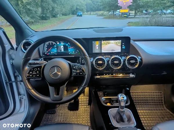 Мерседес Б-клас 2022 у Європі на Automoto.ua Сірий Мерседес Б-клас, об'ємом двигуна 1 л та пробігом 74 тис. км за 22277 $, фото 7 на Automoto.ua