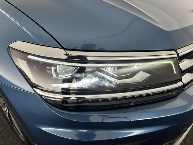 Фольксваген Tiguan Allspace 2021 у Європі на Automoto.ua Синій Фольксваген Tiguan Allspace, об'ємом двигуна 1.97 л та пробігом 112 тис. км за 41932 $, фото 41 на Automoto.ua