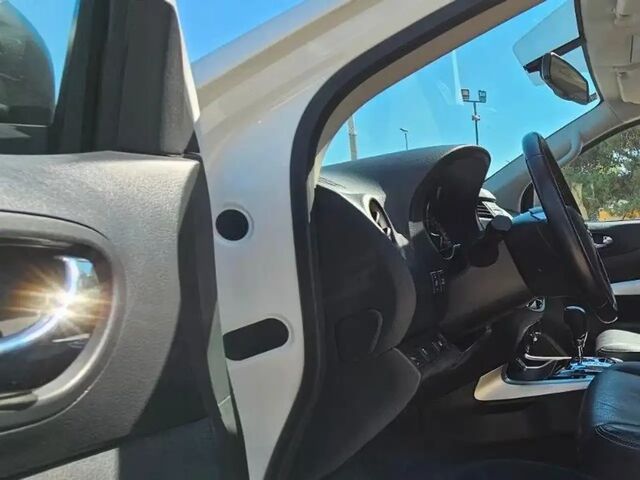 Ніссан Навара 2018 у Європі на Automoto.ua Білий Ніссан Навара, об'ємом двигуна 2.3 л та пробігом 91 тис. км за 31484 $, фото 9 на Automoto.ua