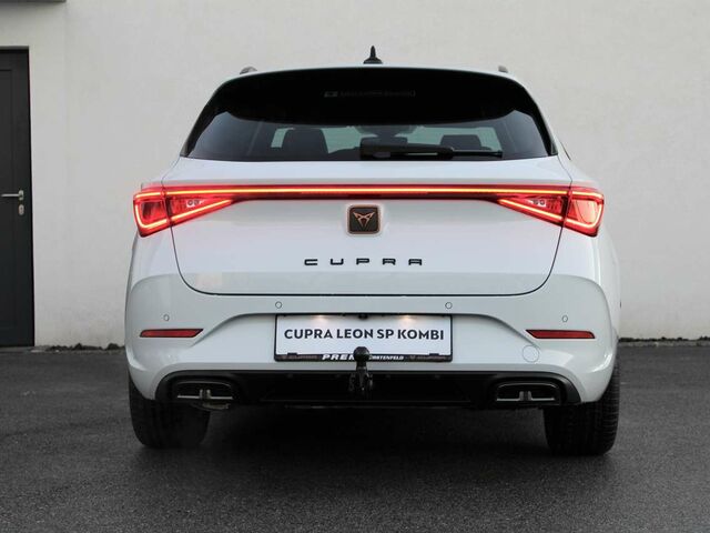 Білий Cupra Leon, об'ємом двигуна 1.5 л та пробігом 2 тис. км за 39806 $, фото 5 на Automoto.ua