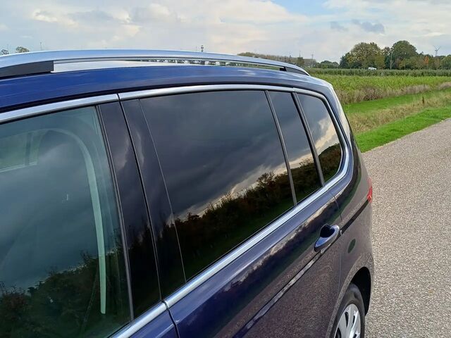 Фольксваген Туран 2020 в Европе на Automoto.ua Синий Фольксваген Туран, объемом двигателя 1.5 л и пробегом 110 тыс. км за 29104 $, фото 14 на Automoto.ua