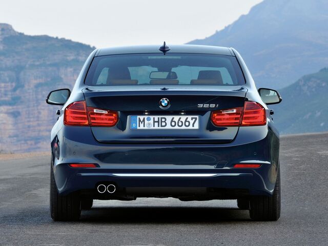 БМВ 3 Серия, Седан 2013 - н.в. (F30) 335i xDrive MT (306 Hp)