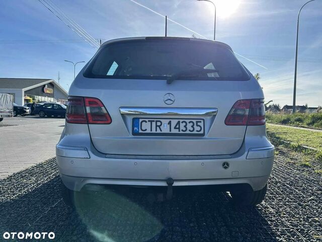 Мерседес Б-клас 2011 у Європі на Automoto.ua Сірий Мерседес Б-клас, об'ємом двигуна 1 л та пробігом 367 тис. км за 4819 $, фото 7 на Automoto.ua