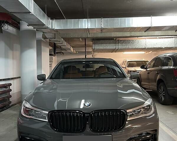 БМВ 750,  2017 - н.в. LI XDRIVE