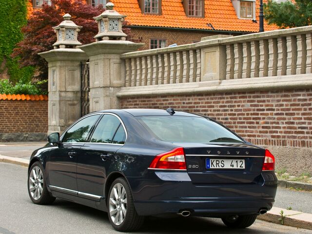 Вольво S80, Седан 2006 - н.в. II 4.4 i V8