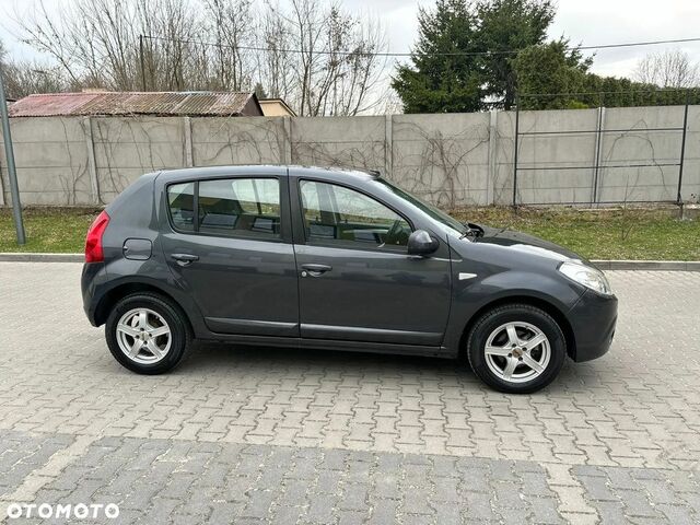 Дачія Sandero, об'ємом двигуна 1.6 л та пробігом 148 тис. км за 2743 $, фото 17 на Automoto.ua