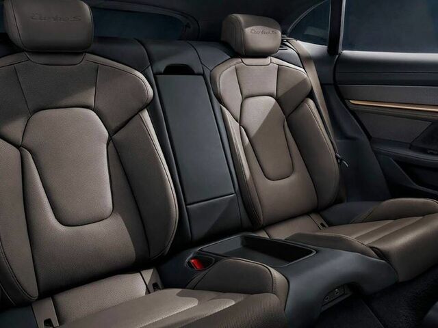 Porsche Taycan 2023 комплектации Подобрать комплектацию Porsche Taycan 2023 на Automoto.ua